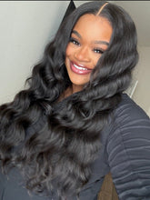 Load image into Gallery viewer, Actual Raw Vietnamese Wavy Curly hair
